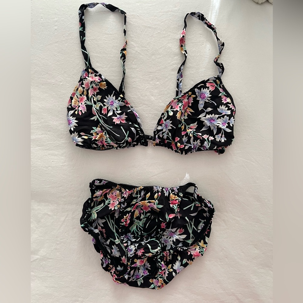 Victoria's Secret Black Floral Bra Set